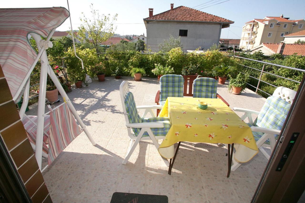 Appartement House Peri à Trogir Extérieur photo