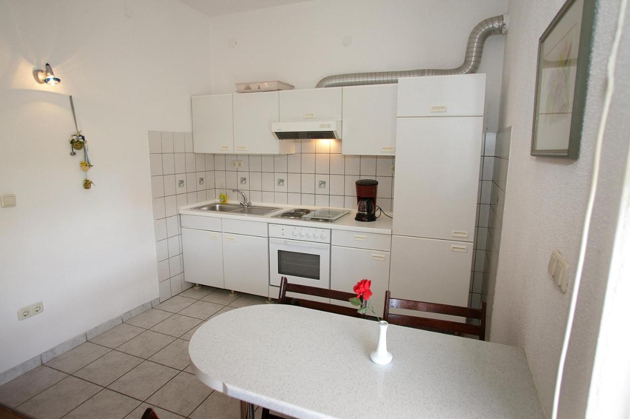 Appartement House Peri à Trogir Extérieur photo